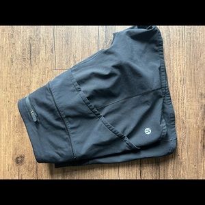 Lululemon Speed Up Mid-Rise Lined Short 4”